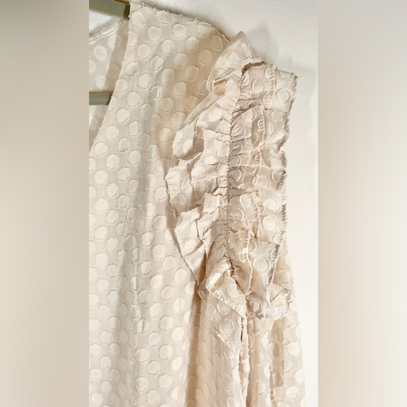 NWT Perch 3x Textured Ruffle Sleeve Polka Dot Top - Picture 3 of 6